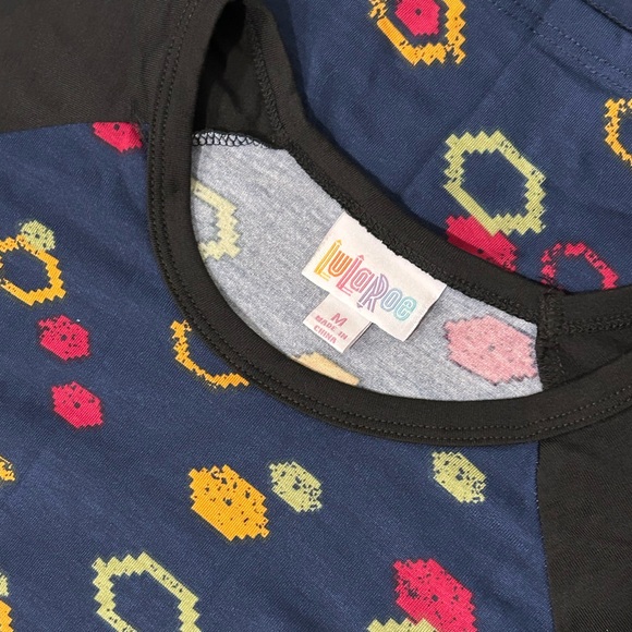 LulaRoe Randy blue top - Picture 2 of 7